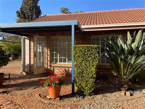 Townhouse For Sale in Koraal Retirement Village