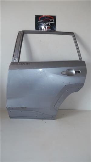 Toyota Rav 4 left rear door