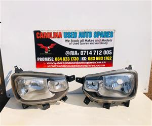 Suzuki S-Presso left and right side headlight (2020)