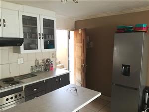 Apartment For Sale in Naturena
