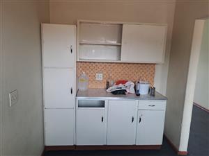 2 Bedroom Flat, Primrose