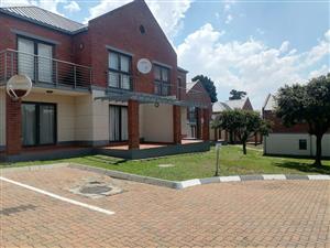 Apartment For Sale in Auckland Park