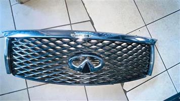 Infiniti QX80 grill 2015/17