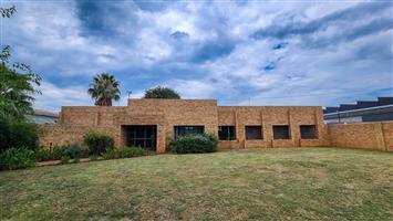 Prime 630sqm Office Space in Potch Industria – Move-In Ready from 1 March 2026