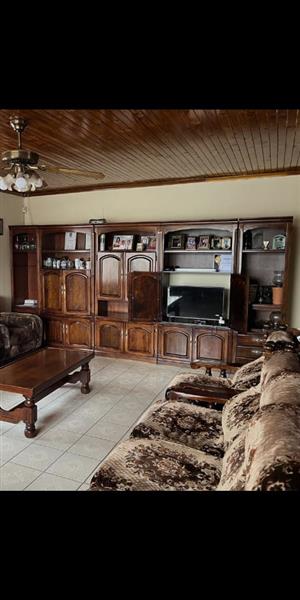 5 pce oak roomdivider  and antique glass cabinet