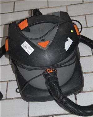 Bennett read vacuum cleaner S044344A #Rosettenvillepawnshop