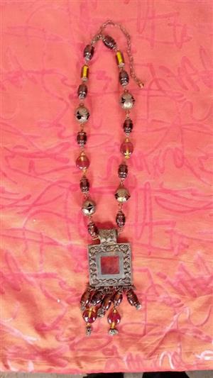 antique Czech glass necklace.from the Art Deco period (1920s-1930s)