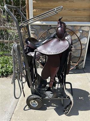 Brown 16" Circle Y Trail Gaiter Leather Saddle – Excellent Condition 