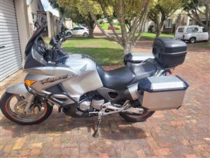 Honda Varadero XL1000V 2006 - Port Elizabeth. Price negotiable