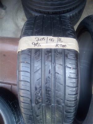 1xDunlop tyre 205/55/16 85%