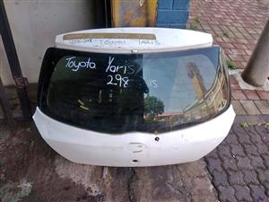 2005 TOYOTA YARIS BOOTLID