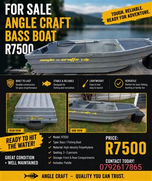 Bass boat 
