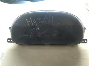 HYUNDAI CLUSTER