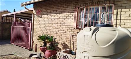 Perfect starter home!!