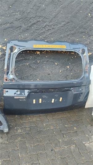 2025 toyota Land Cruiser Tail Gate