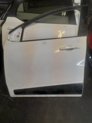 RENAULT TRIBER LEFT FRONT DOOR