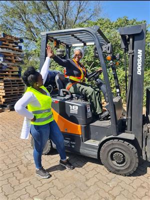FORKLIFT TRAIN AT RYNFIELD LEGISLATIVE TRAINING CENTER