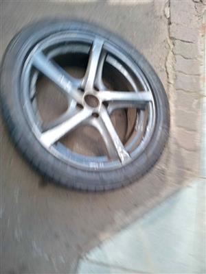 VW golf 4 rim n tyer size 225/45/17 for sale @ circle 7 used parts