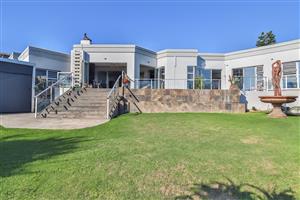 5 Bedroom Home for Sale in Wavecrest