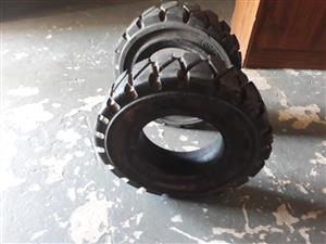 Forklift tyres for sale