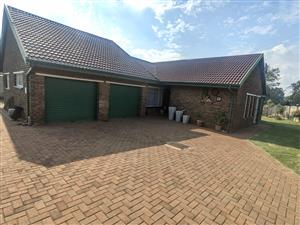 Almost Totally of the Grid 3 bed,2 bath property with Borehole in Rensburg, near Spar.