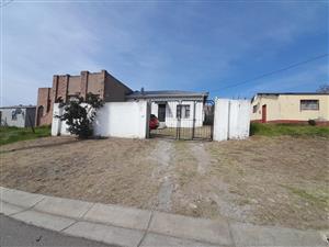 Lovely Home With Lots Of Potential