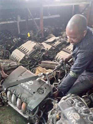 Complete imported Toyota Corolla 2.0L RSI 2ZZ engine for sale