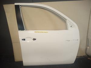 2016-2021 TOYOTA HILUX GD6 DUBBLE CAB RIGHT SIDE DOOR FOR SALE