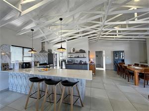 3 beds 2 baths House