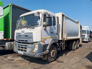 Nissan UD cwe 420 compactor