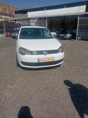 2016 VOLKSWAGEN POLO