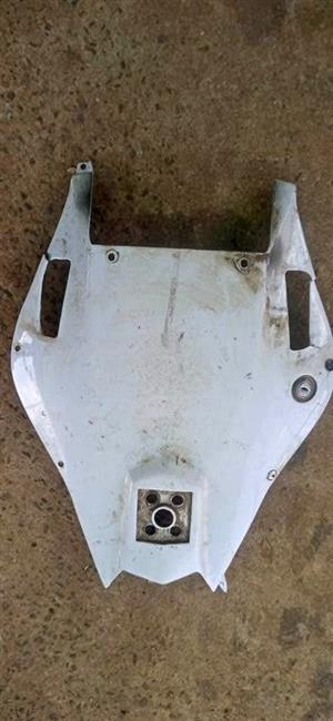 Yamaha R6 2007 tail cover. Meyerton bike scrapyard new and secondhand spares.