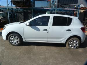 Renault Sandero 900T Expression Manual White - 2014 STRIPPING FOR SPARES