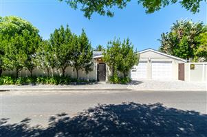 Stunning family home in Tokai
