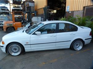 BMW 318i E46 Manual - 2001