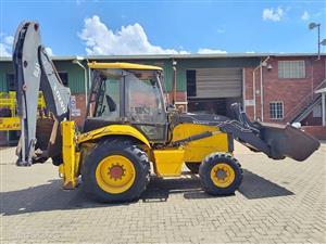 2014 Volvo  BL61B 4x4 