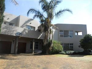 House For Sale in Sunward Park
