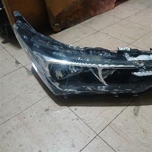 Toyota prestige headlight 