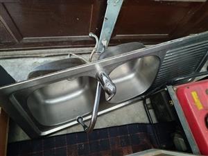 Defy 600 electric oven ,hob + extractor fan