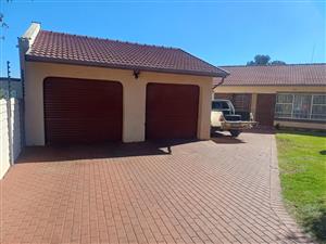House For Sale in Birch Acres