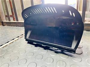 Cluster for sale BMW e93 call or WhatsApp