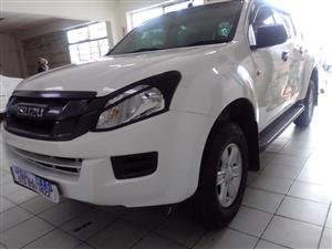 2016 ISUZU KB250 DMAX XLT DOUBLE CAB MANUAL DIESEL WHITE SPARE KEY WHITE DIESEL TOWBAR 105.000KM