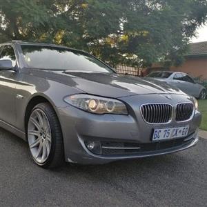 2011 BMW 5 Series 520d Luxury Line