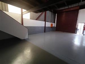 Industrial Rental Monthly in Maxmead