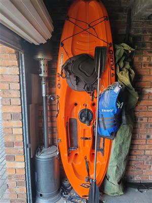 Fluid Kayak and oar