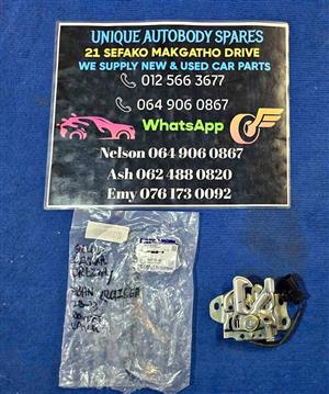 Urban Cruiser Vitara  Brezza Bonnet Catch