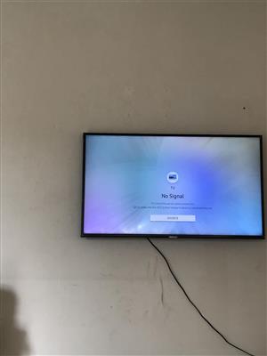 Sumsang smart tv used like new 42 inch