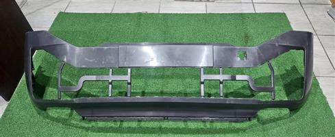 EXTER UPPER BUMPER 