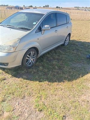 Toyota Verso 2004 180 petrol.Manual.Milage: 270 000km