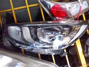 Hyundai accent headlight left side for sale